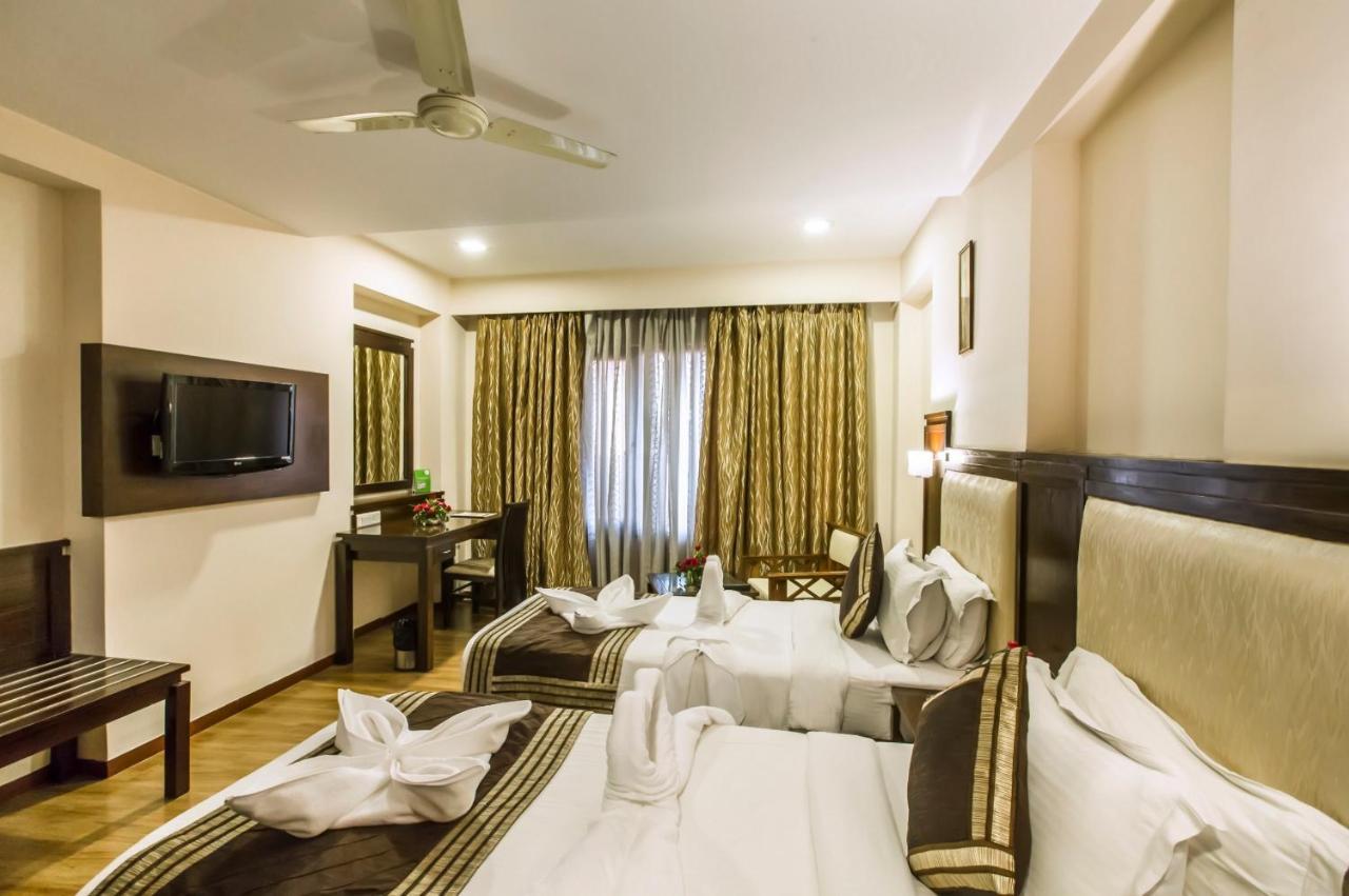 Hotel Golden Manor Dźajpur Zewnętrze zdjęcie