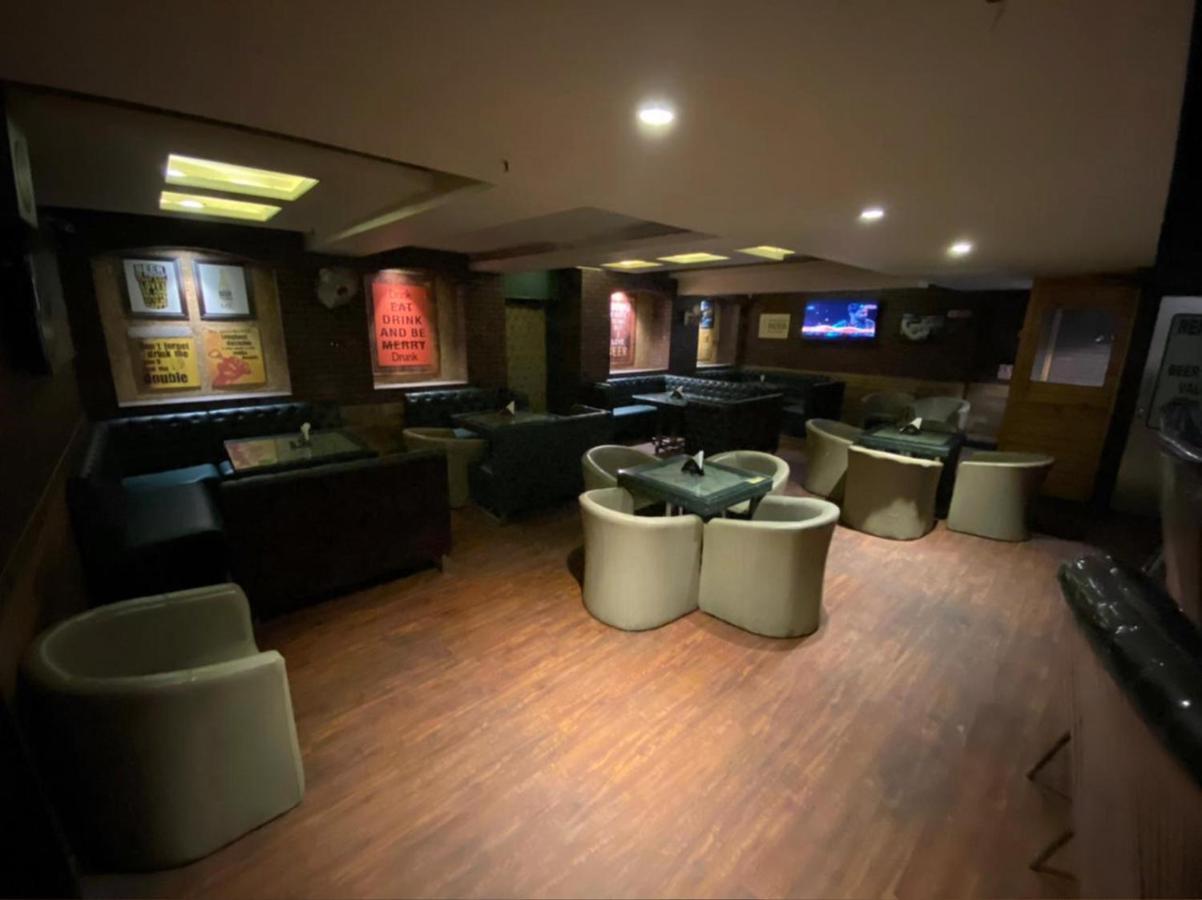 Hotel Golden Manor Dźajpur Zewnętrze zdjęcie